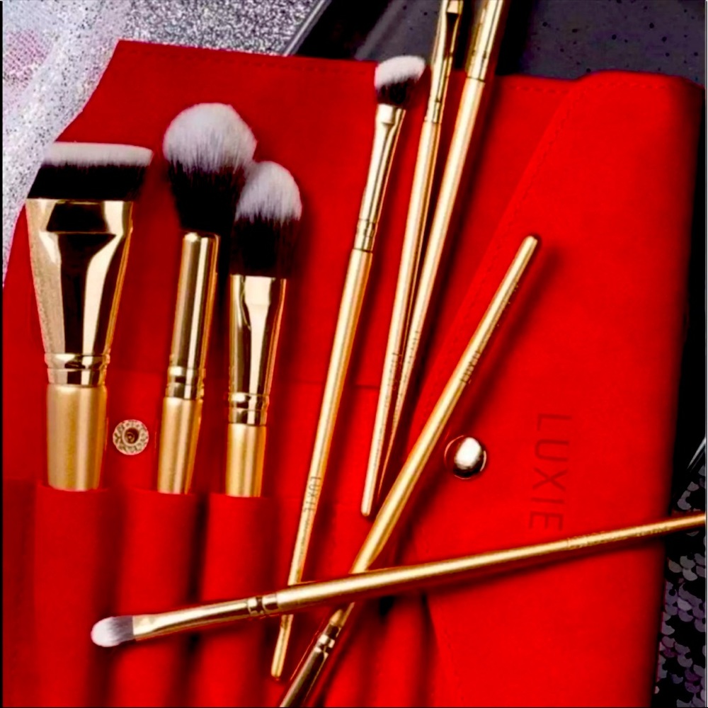 💥 Sale! Luxie Glitter and Gold Brush Set  New